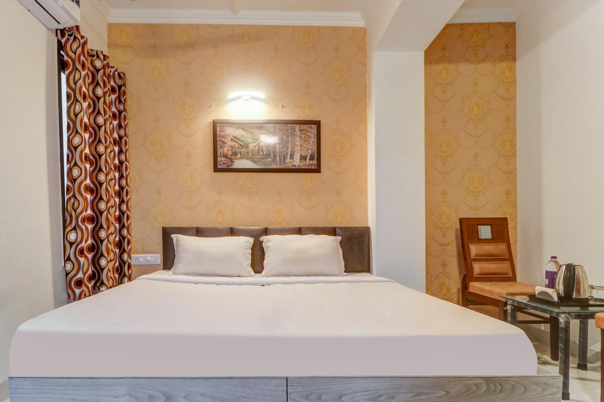 Townhouse Hotel Лудяна Екстериор снимка