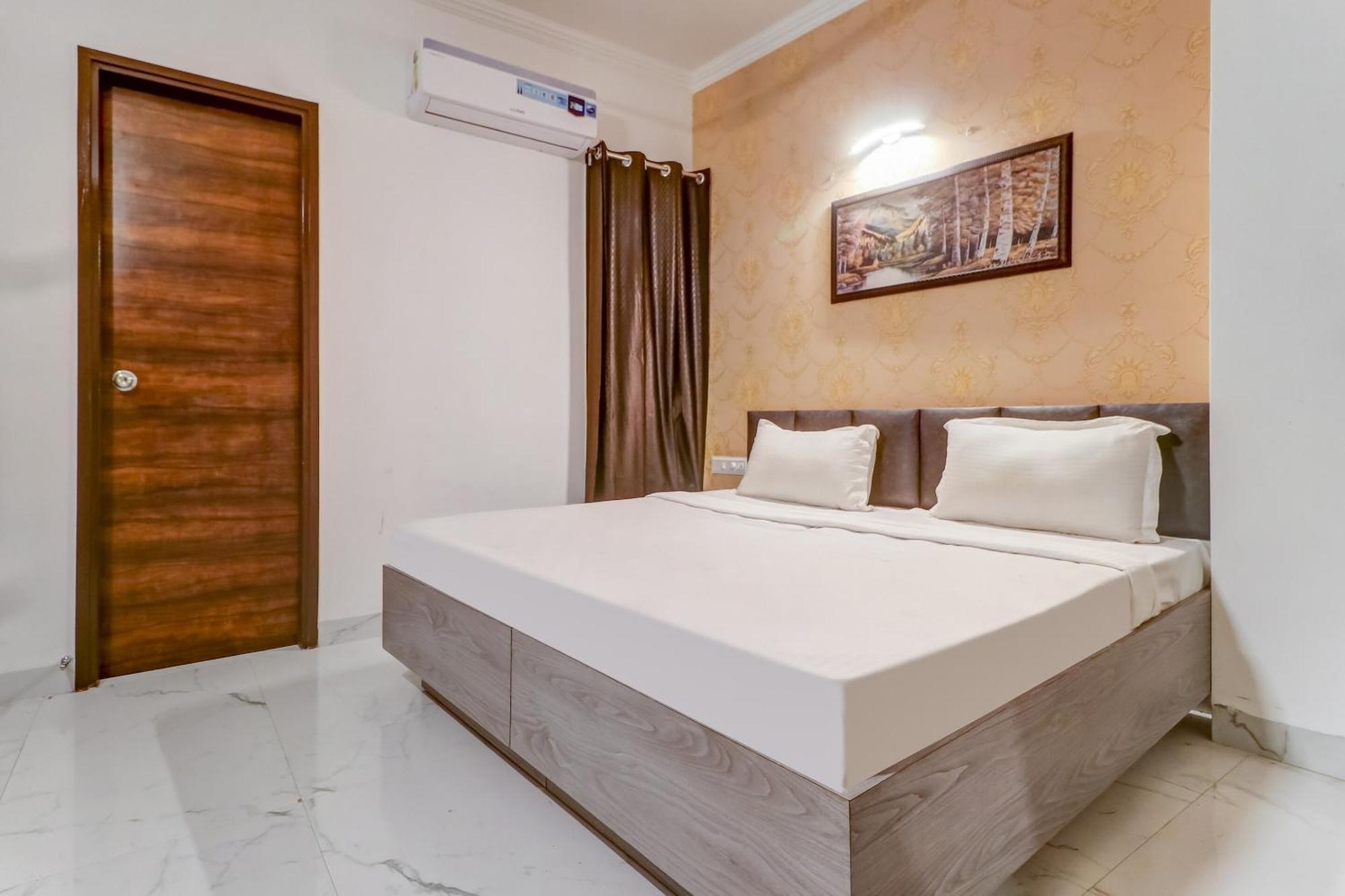 Townhouse Hotel Лудяна Екстериор снимка
