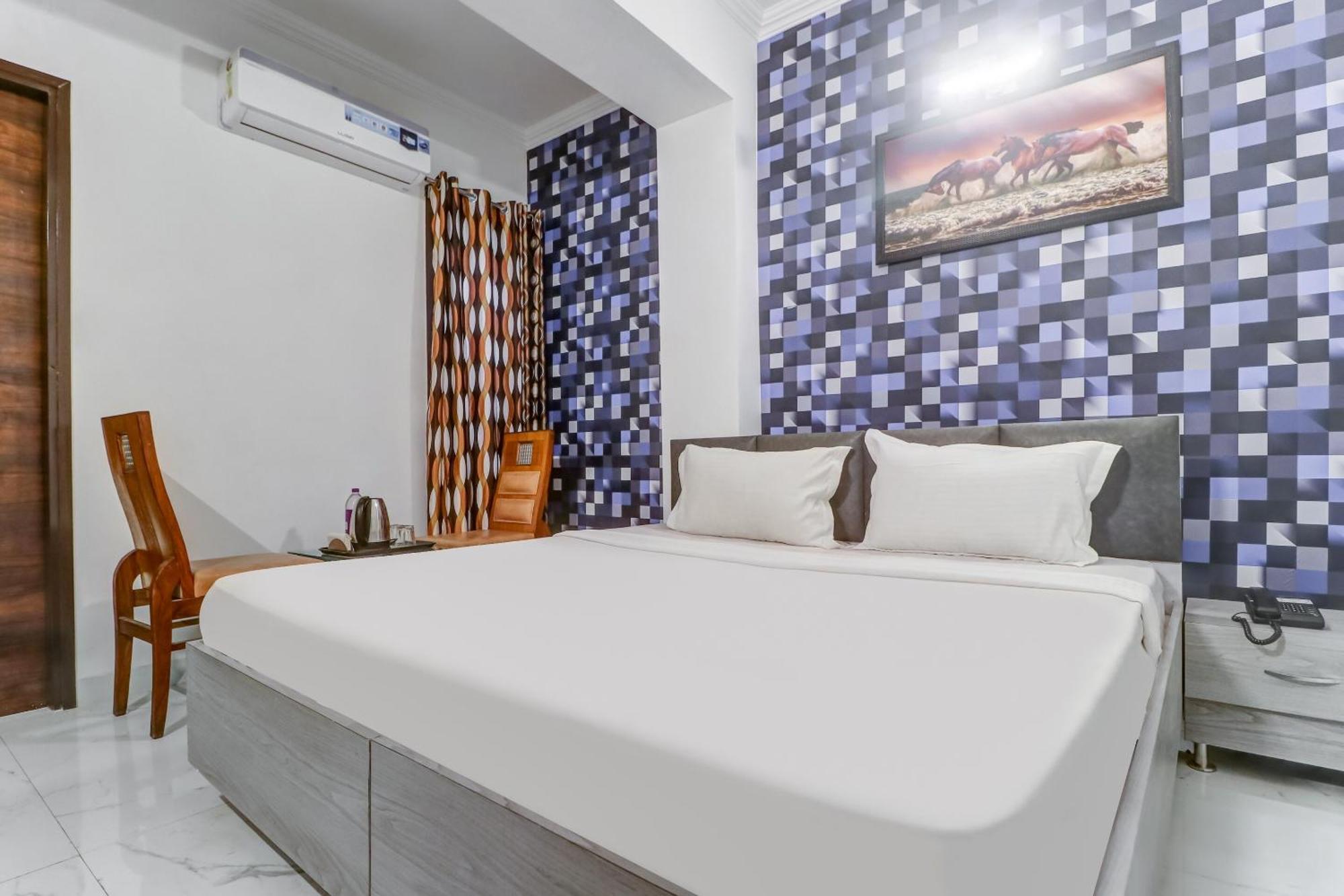 Townhouse Hotel Лудяна Екстериор снимка