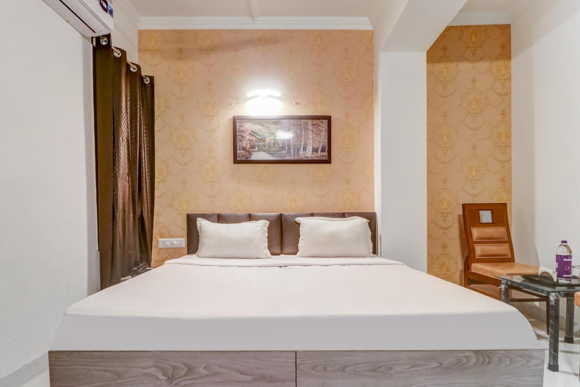 Townhouse Hotel Лудяна Екстериор снимка