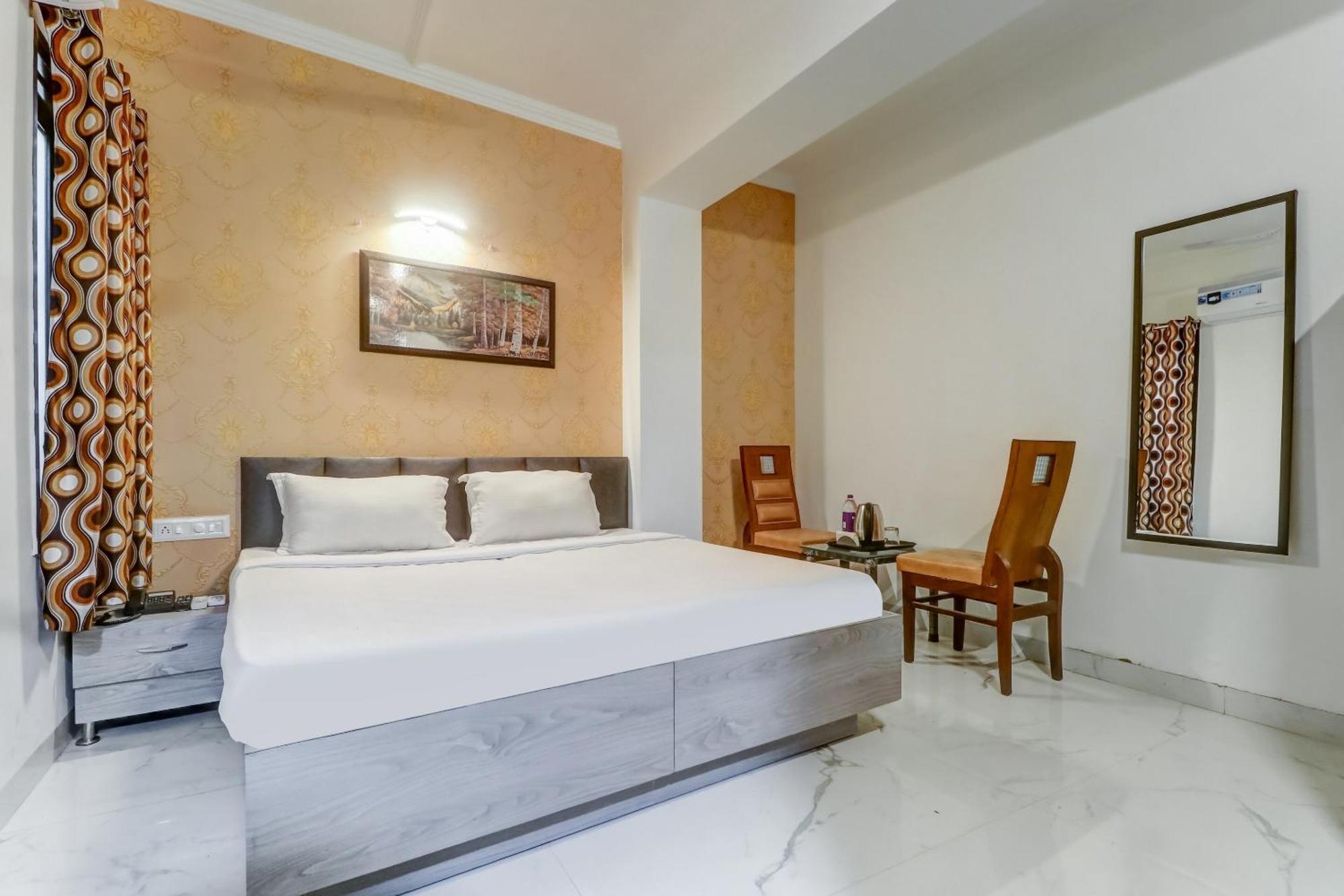 Townhouse Hotel Лудяна Екстериор снимка